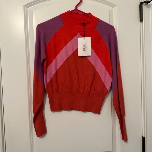 NWT Avara Sweater - Picture 1 of 5